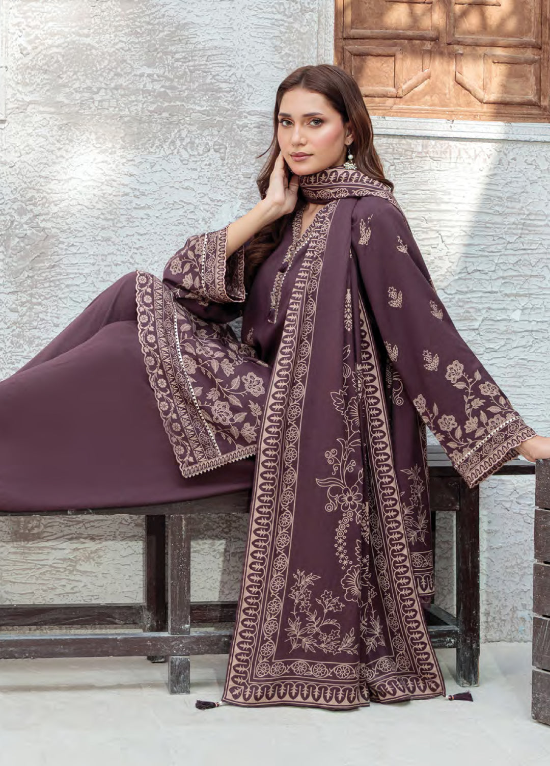 Lakhany Printed Pashmina Suits Unstitched 3 Piece