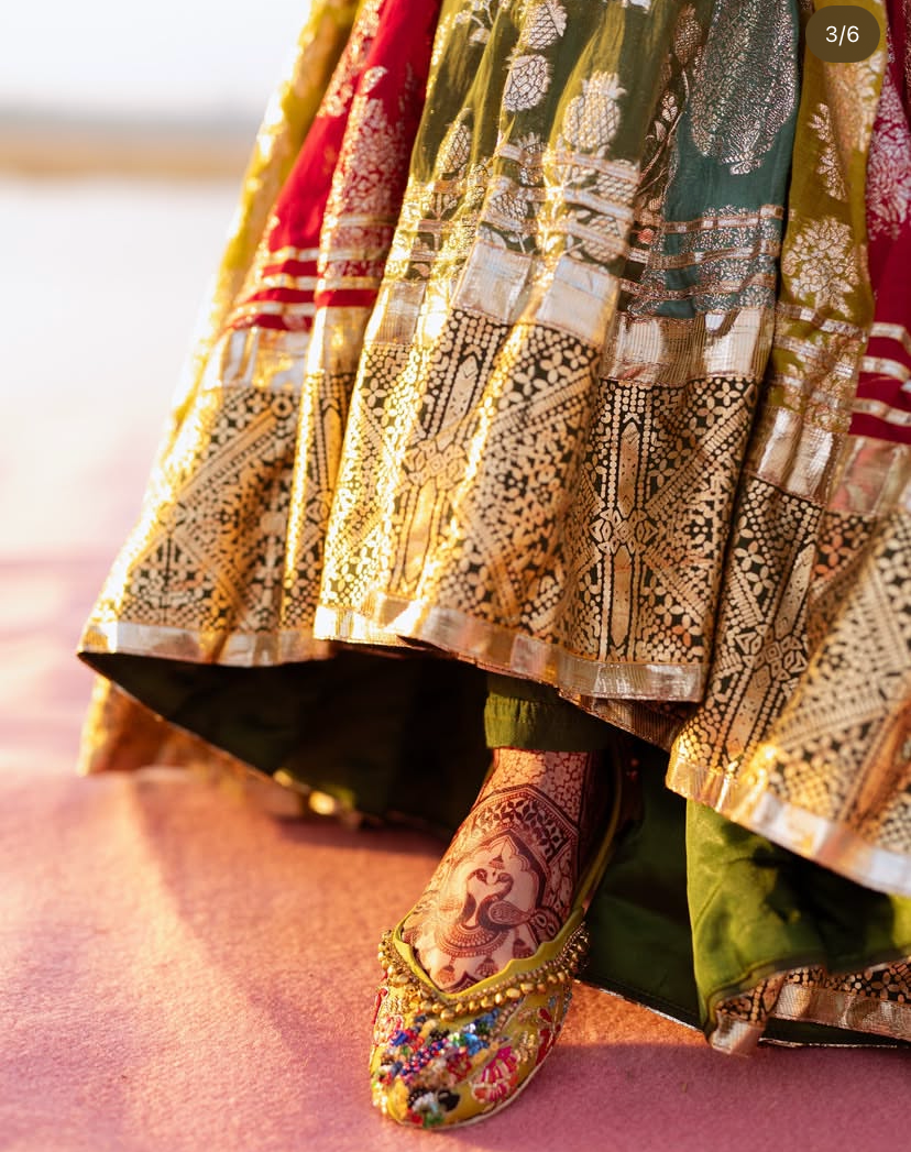 Emaan – Elegant Embellished Silk Potli / Clutch