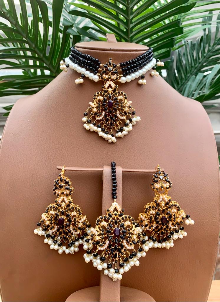 Choker Sets with Bindiya