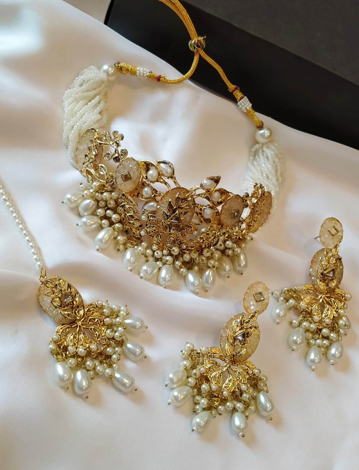 Handmade Choker Set – Necklace + Earrings + Maang Tikka