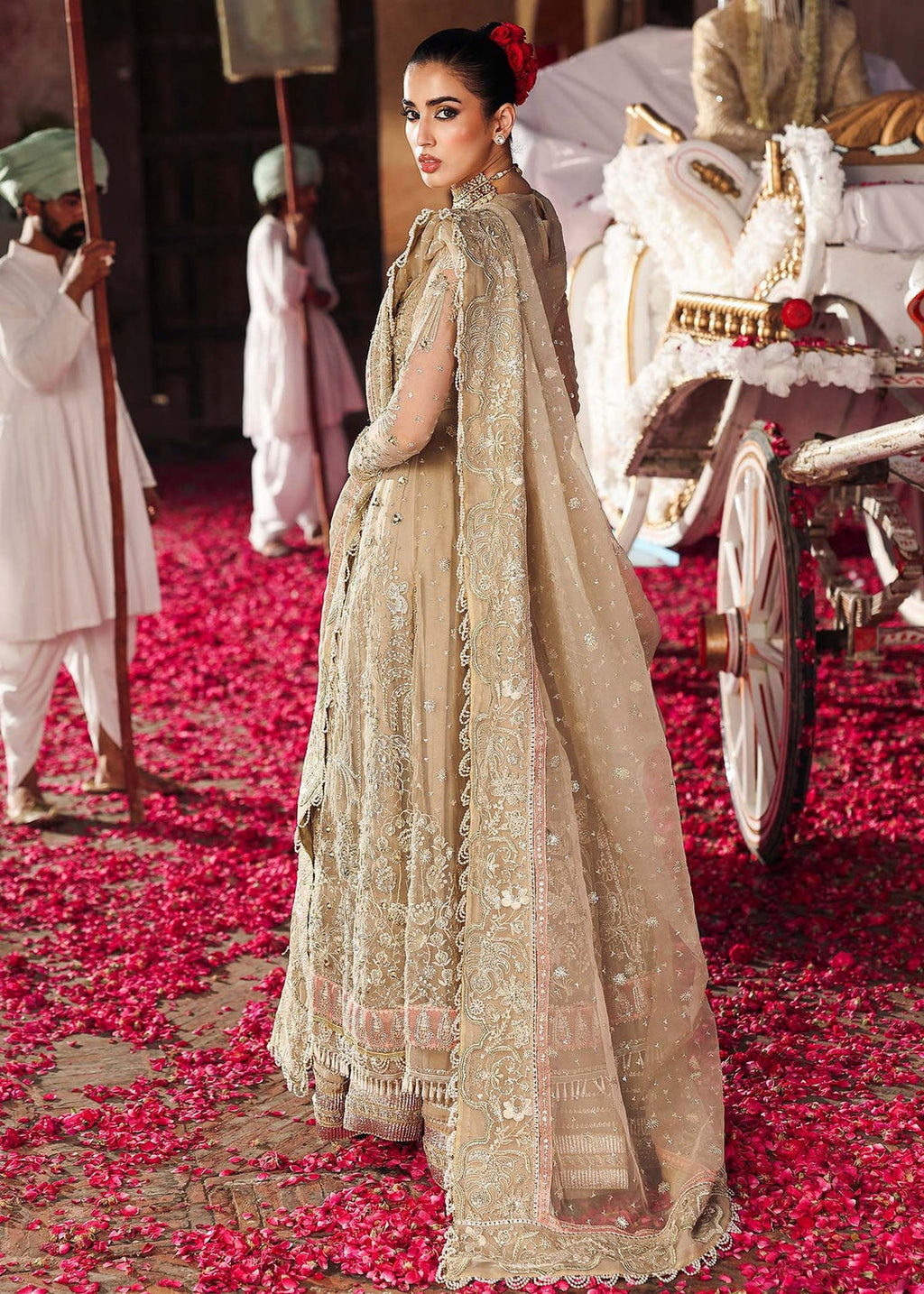 Veere di Wedding by Sardinia Brides Embroidered Handwork Organza Suits 3 Piece