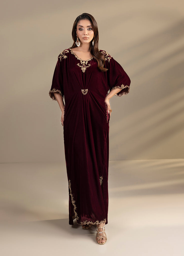 Noir by Mavie Pret Luxury Velvet Czarina