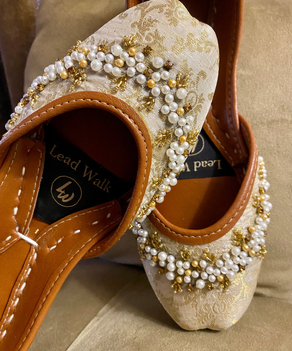 Mehru – Handcrafted Jutti in Soft Beige