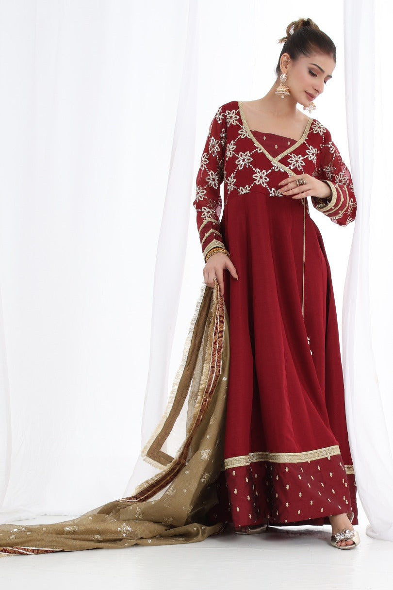 Crimson Charm (Three Piece)