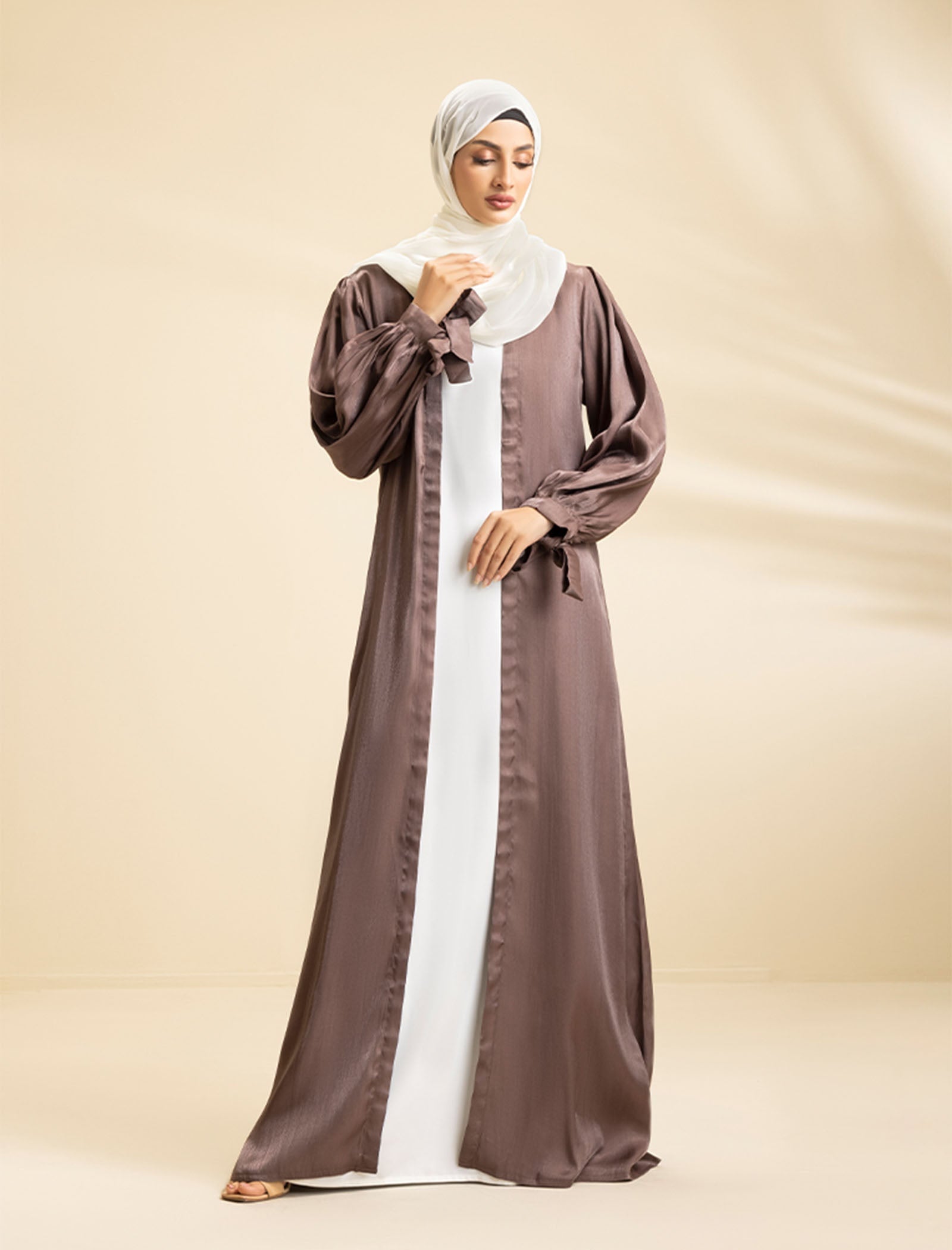 Amber Glow 3-Piece Lava Silk Abaya Set