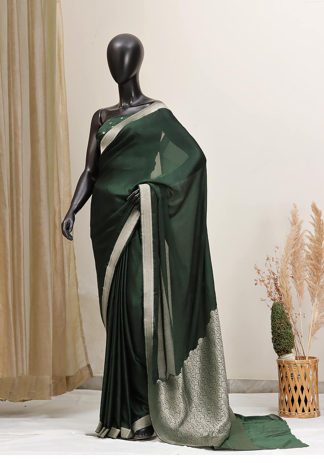 Chiffon Silk Banarasi Saree - Kaahi Green