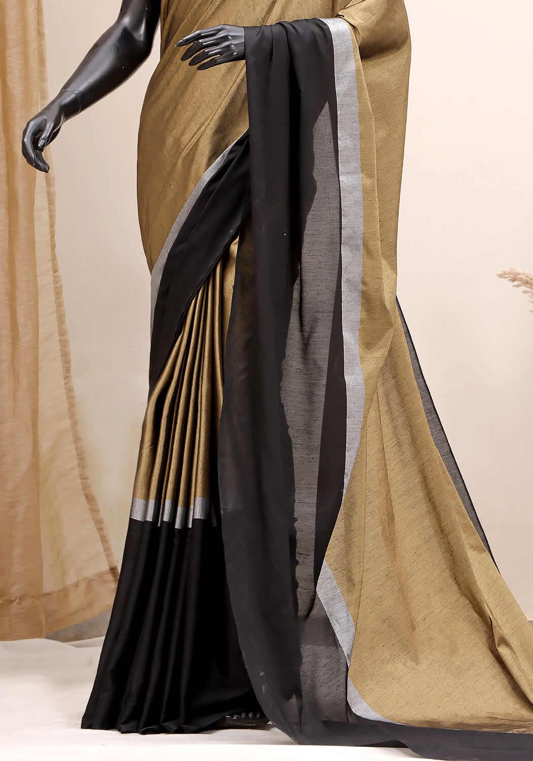Chanderi Saree - Black & Gold
