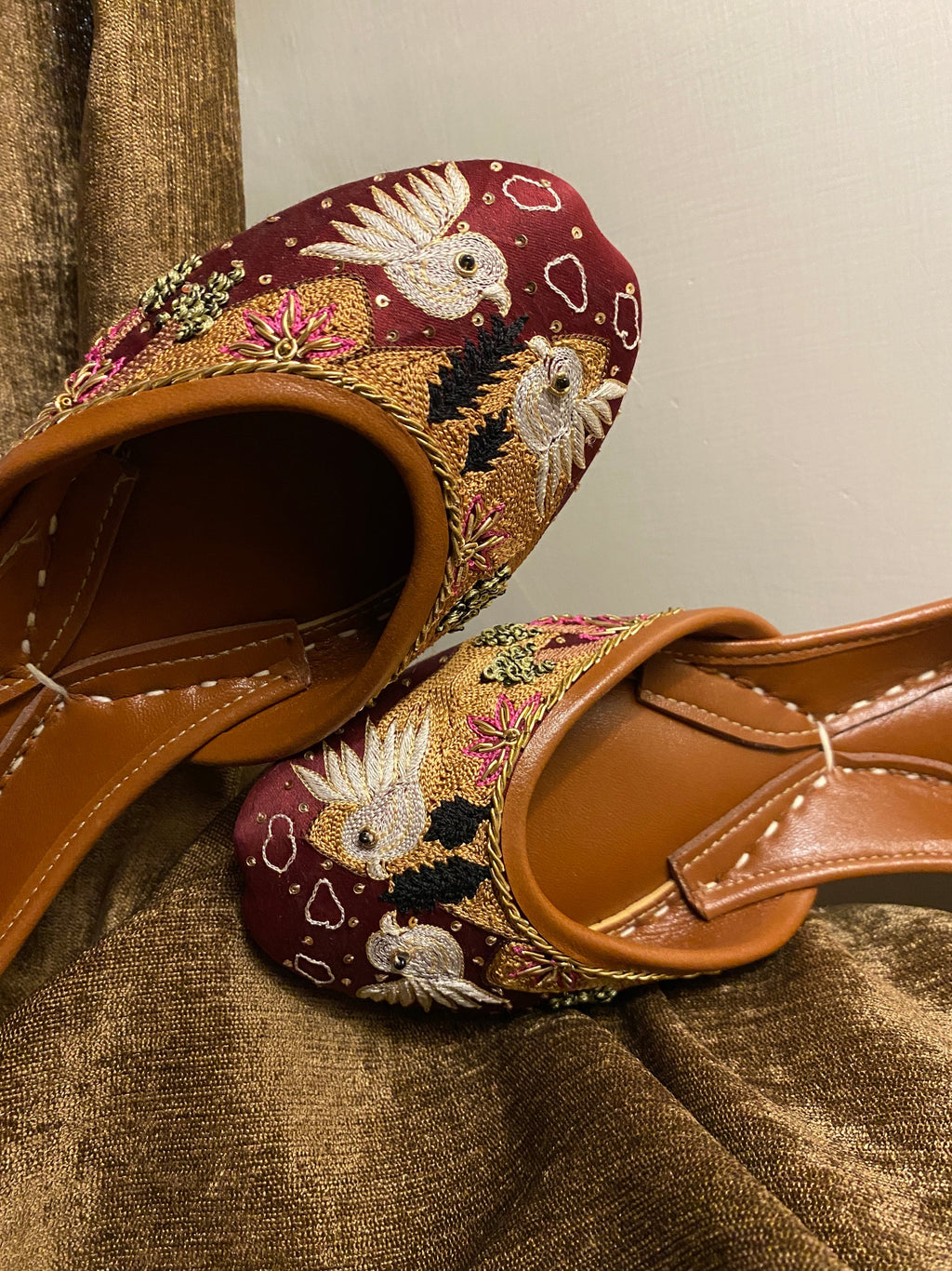 VASL – Maroon Silk Jutti with Pastel Resham & Gold Zardozi Embroidery