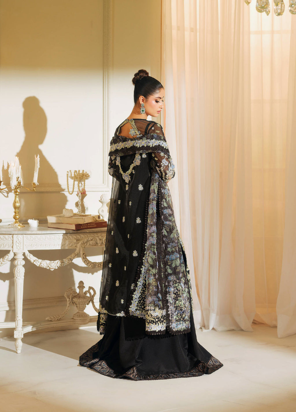 Maryam Hussain Stitched