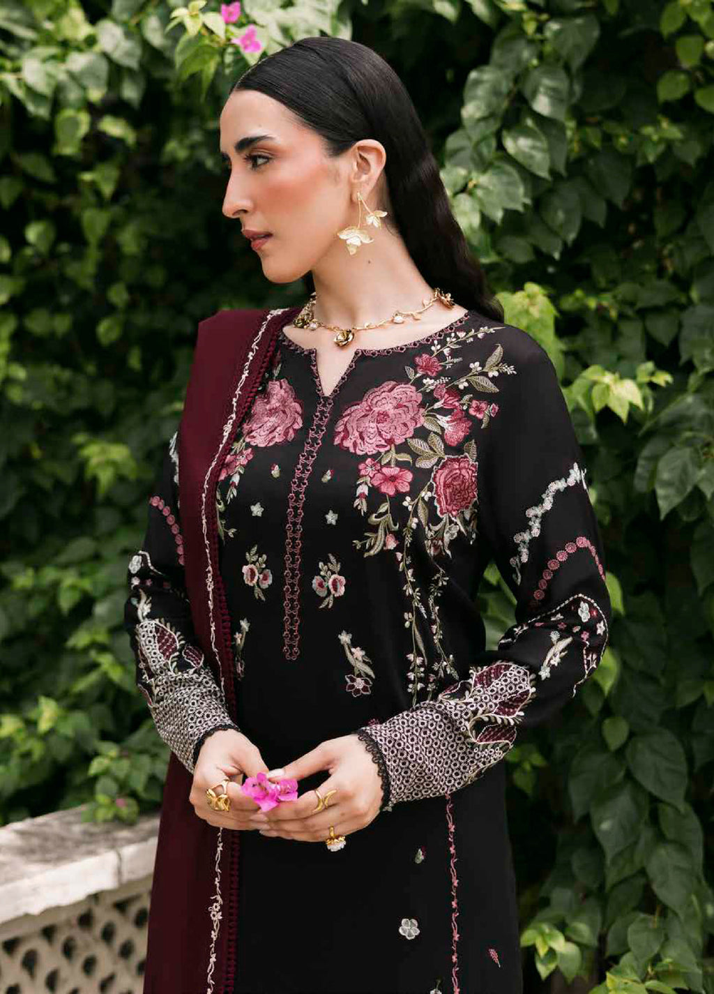 Nureh Exclusive Stitched Luxury Winter Linen Printed Suits 3 Piece