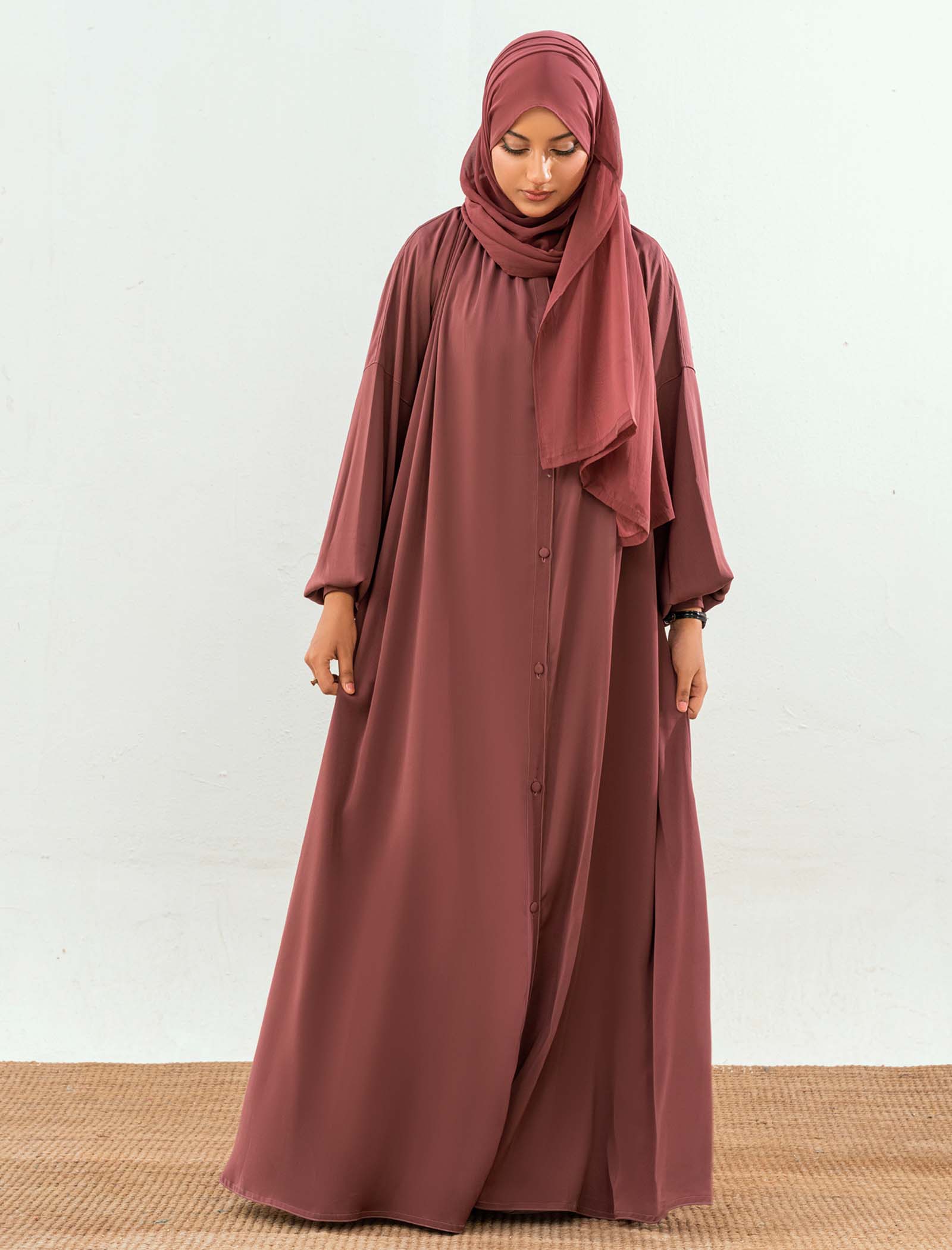 REEM ABAYA- MUAVE