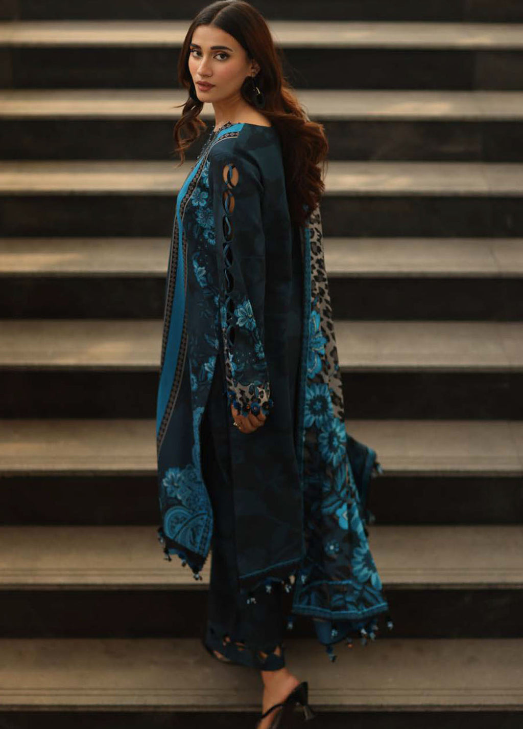 C Prints by Charizma Printed Linen Suits  3 Piece