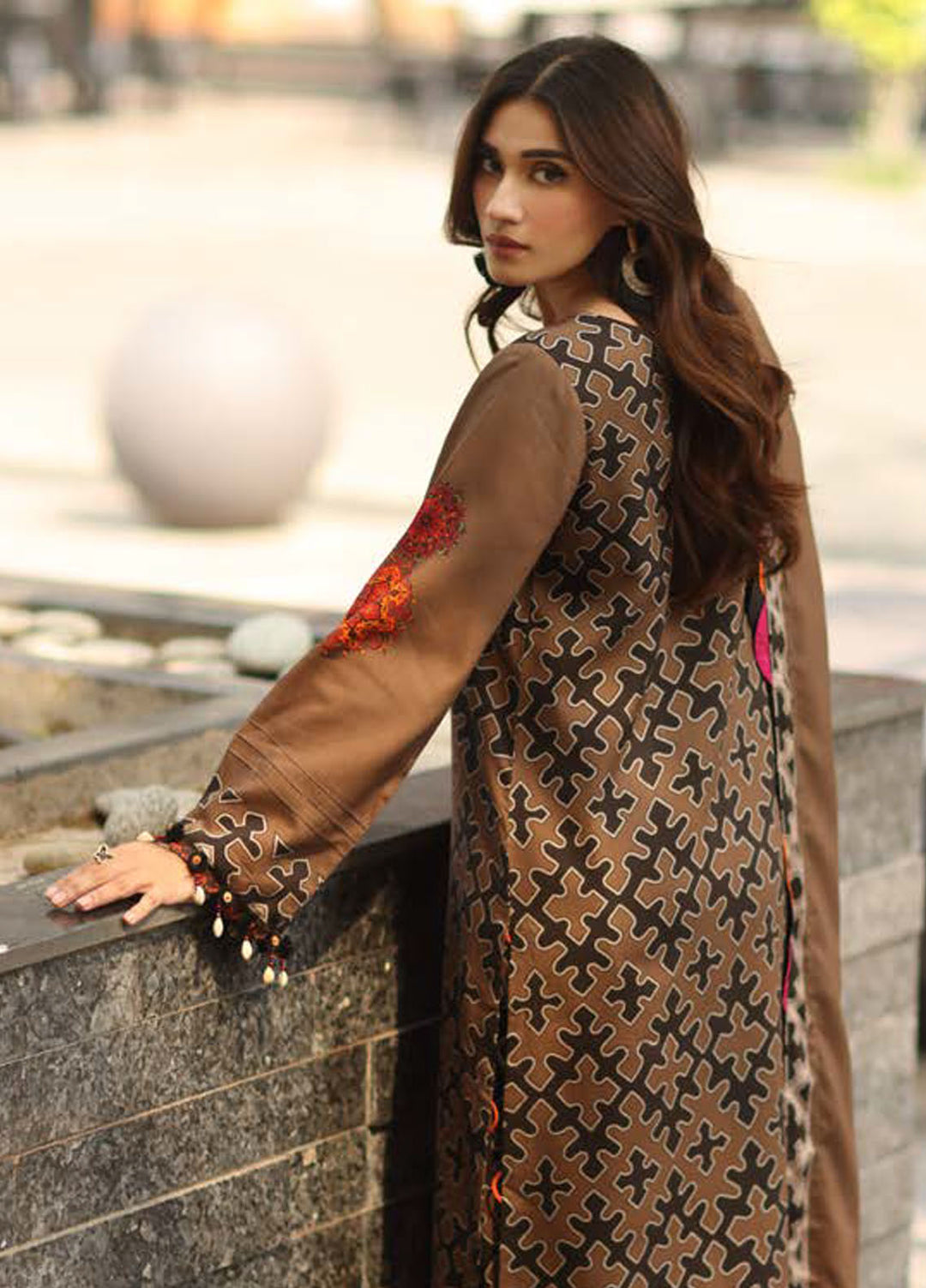 C Prints by Charizma Printed Linen Suits  3 Piece