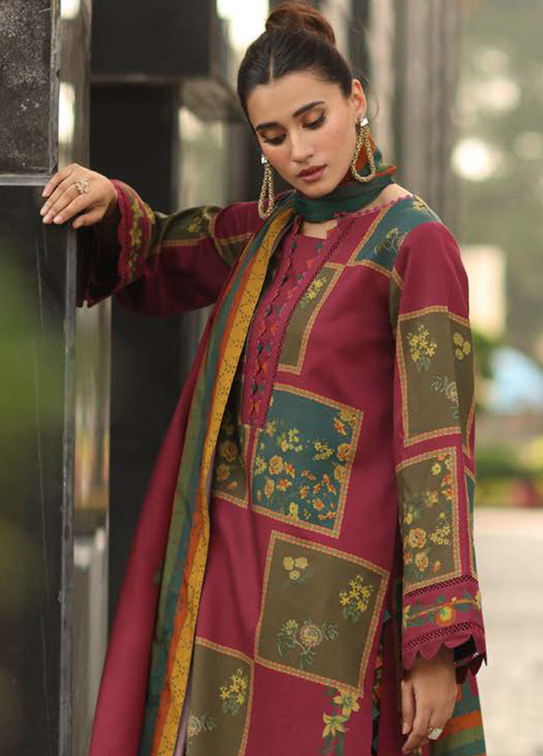 C Prints by Charizma Printed Linen Suits  3 Piece