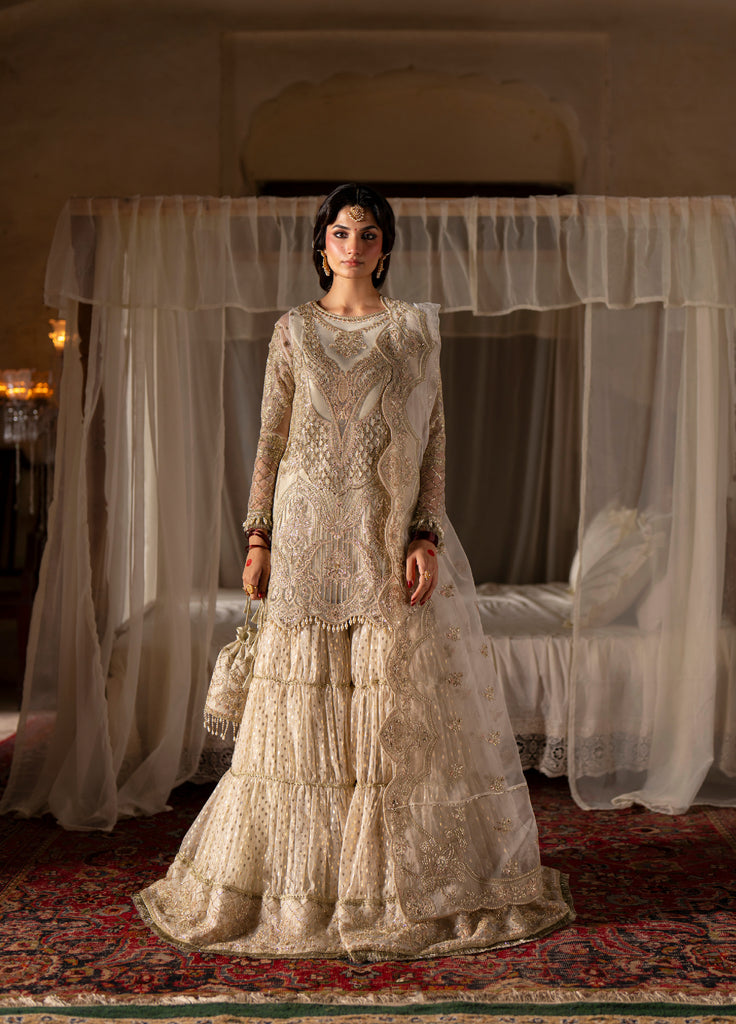 Dastan E Ishq by Ajr Festive Embroidered Organza 3 Piece Suits