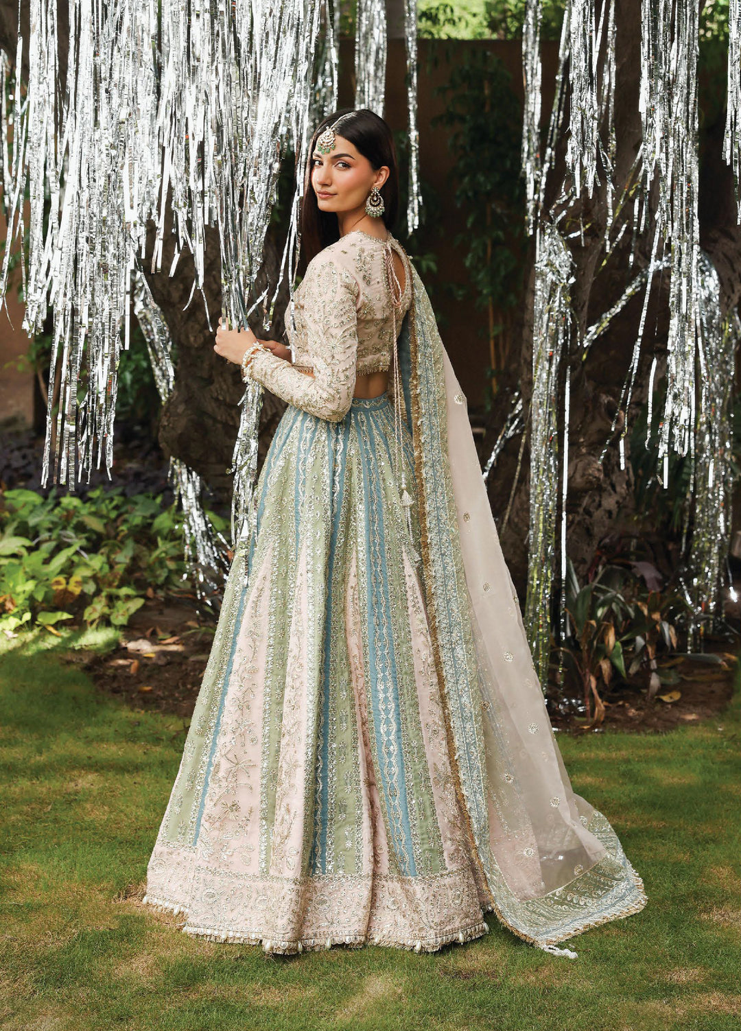 Dastangoi by Afrozeh Stitched Formal Embroidered Organza 3 Piece.