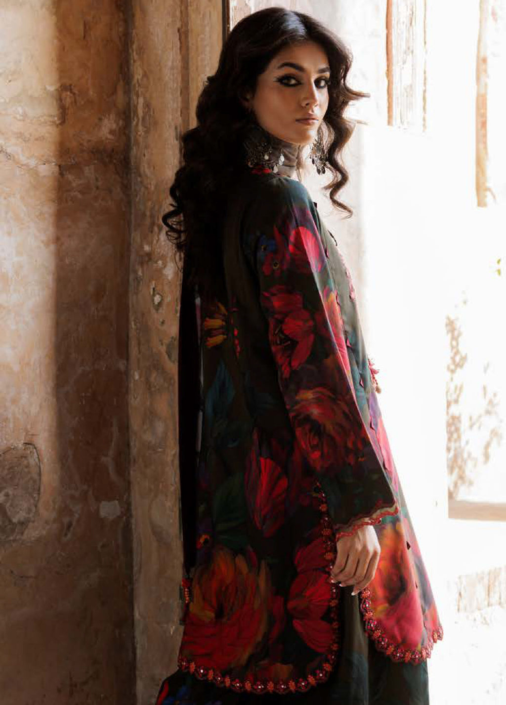 Combination by Charizma Printed 3 Piece Suits