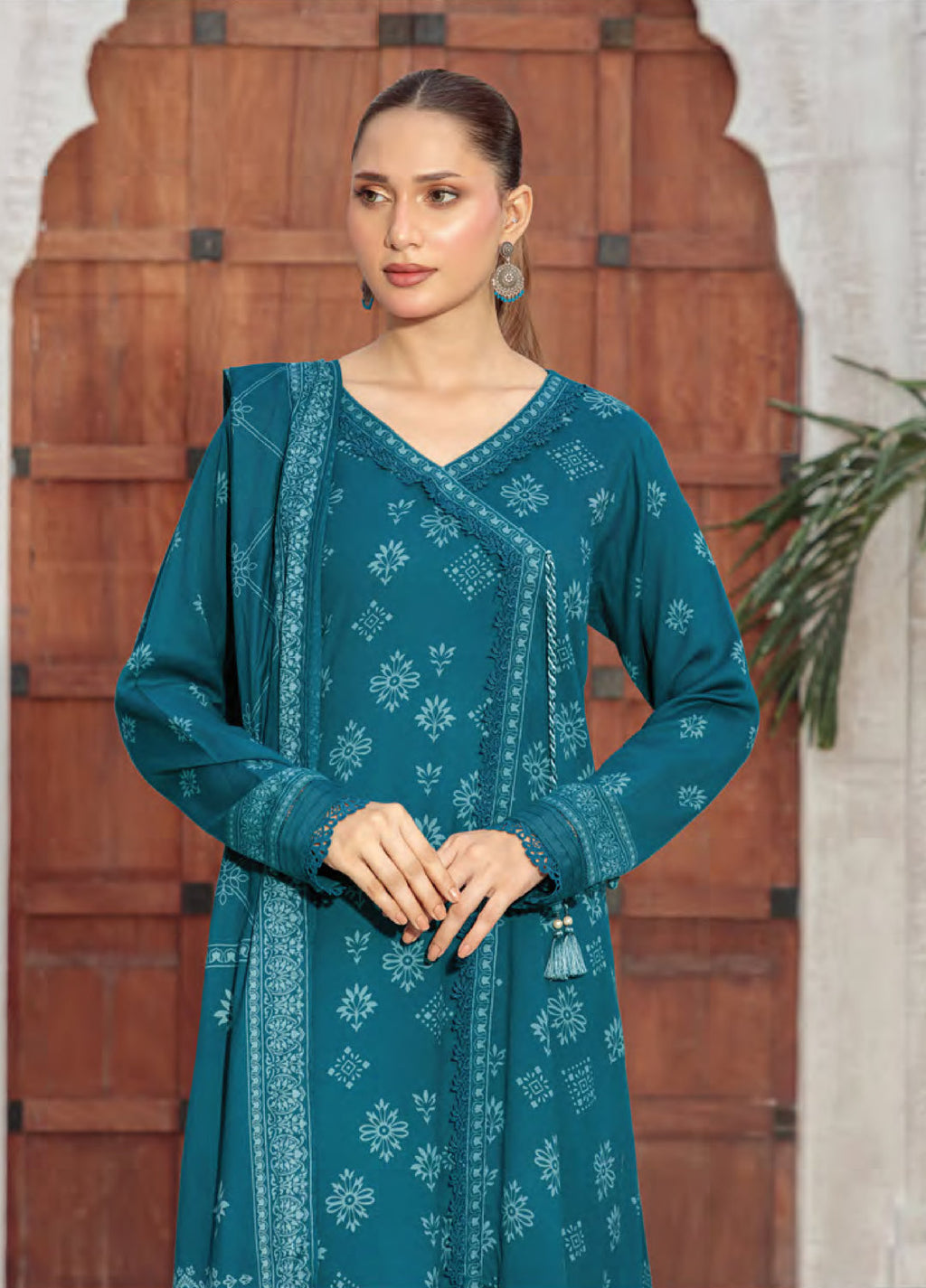 Lakhany Printed Pashmina Suits Unstitched 3 Piece