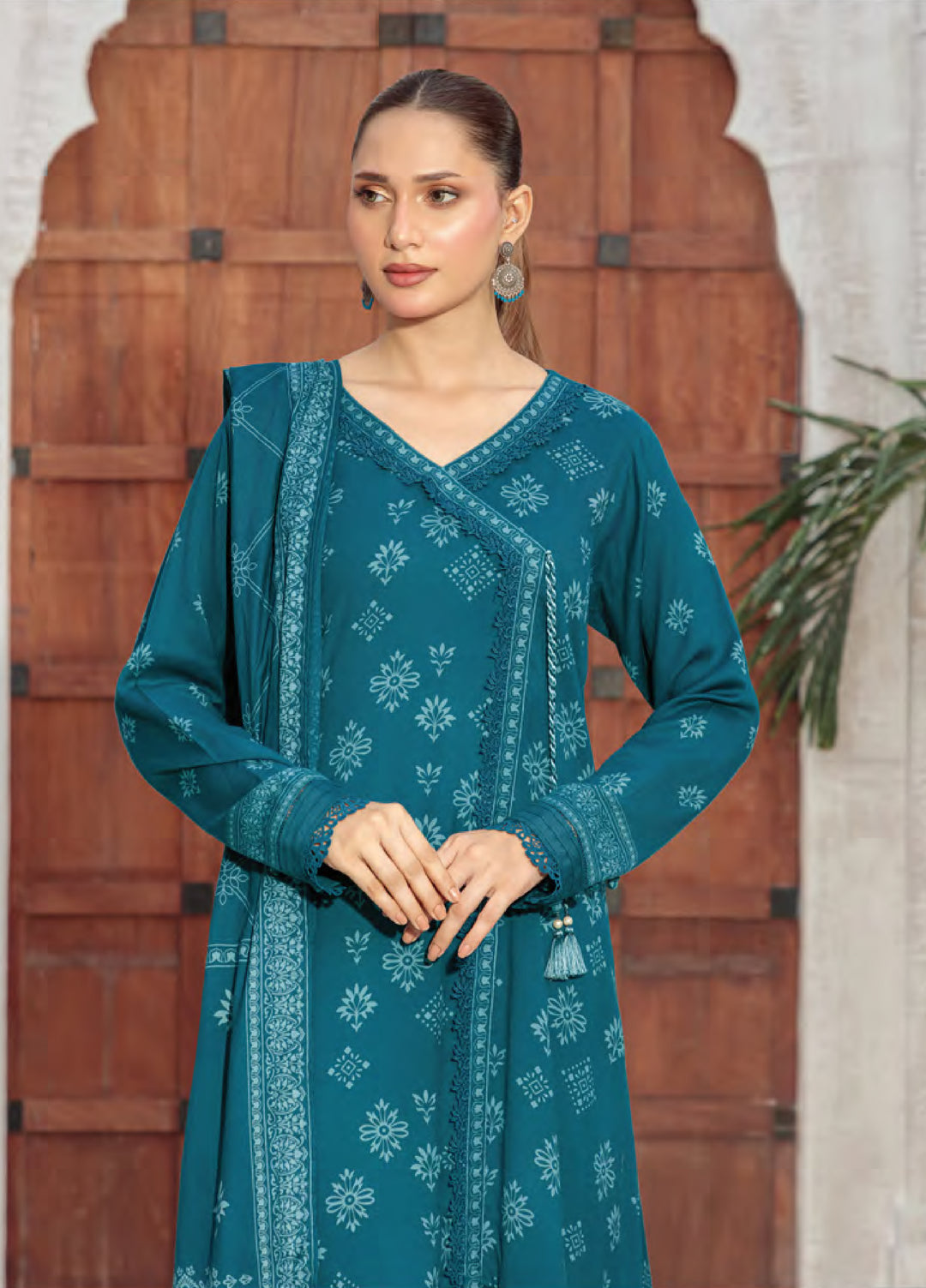 Lakhany Printed Pashmina Suits Unstitched 3 Piece