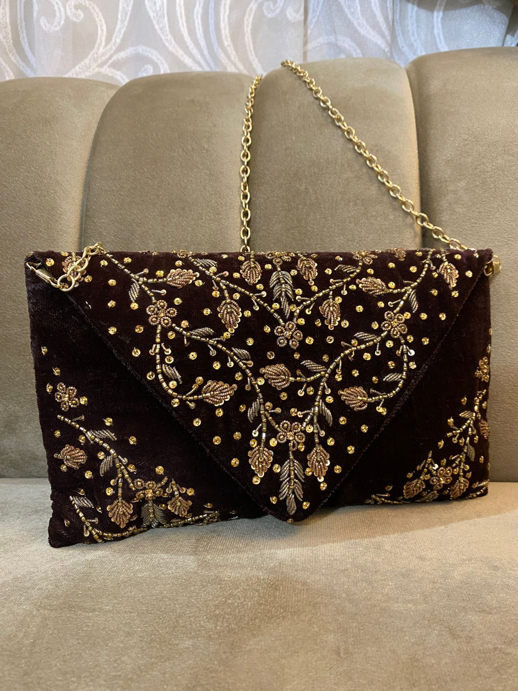 Noorah Purse – Handcrafted Velvet Potli with Zari & Dabka Embellishments