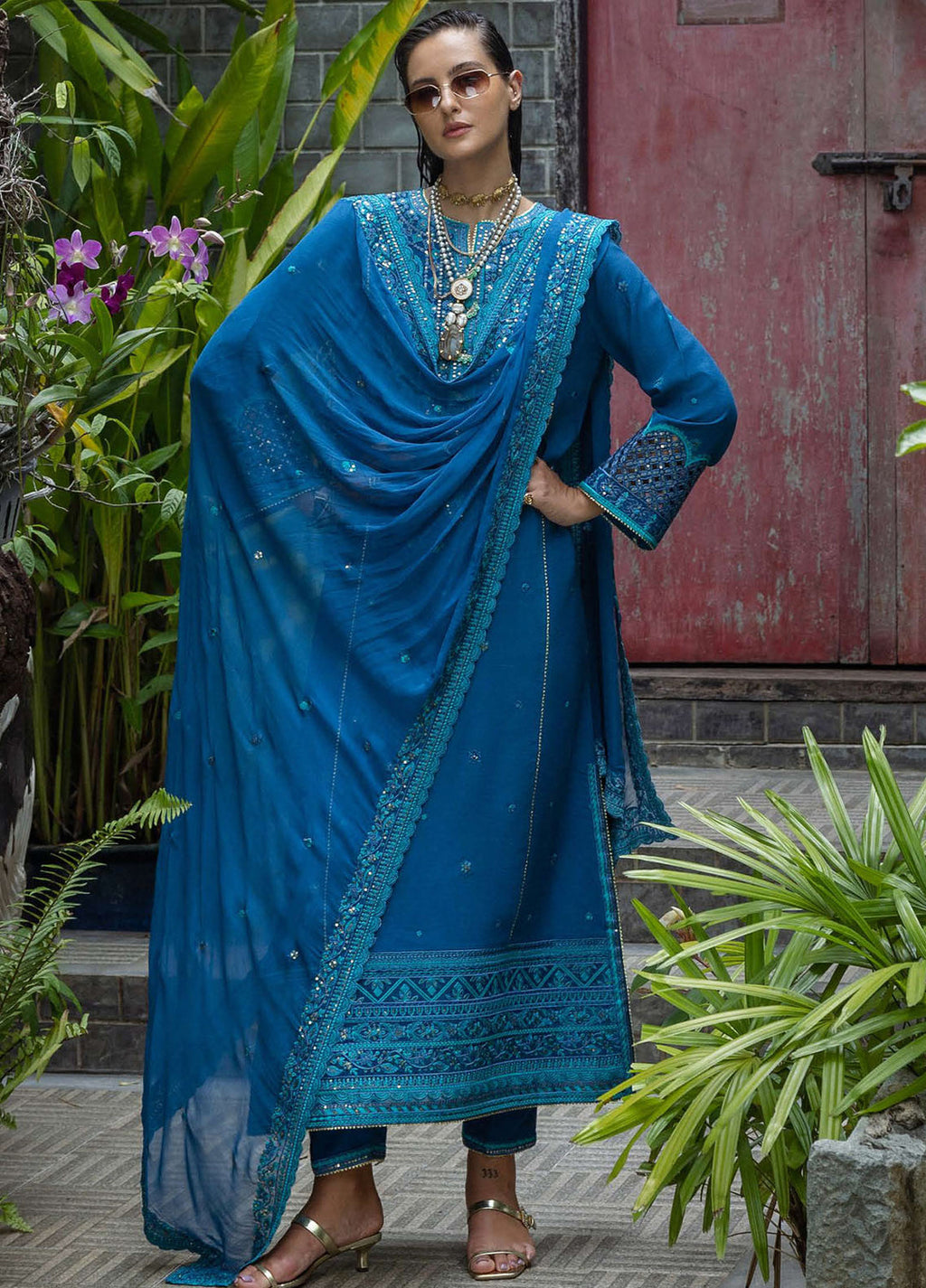 Nuvera by Mushq Hemline