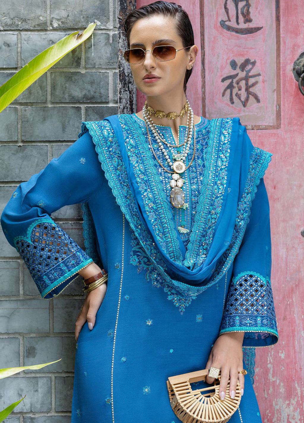 Nuvera by Mushq Hemline